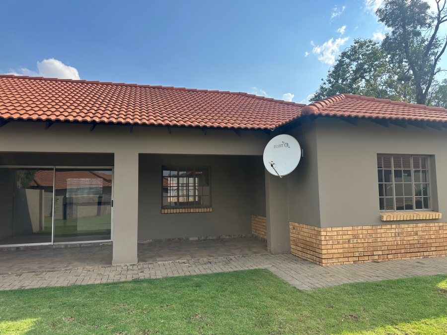To Let 3 Bedroom Property for Rent in Waterkloof A H North West